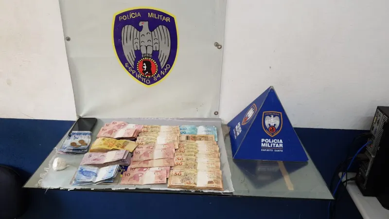 Casal é preso por tráfico ,desacato e direção perigosa