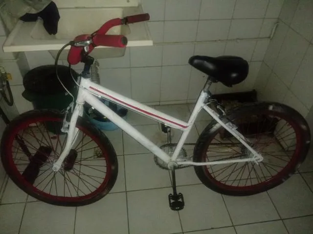 Bicicleta furtada é reconhecida pelo seu dono em plena Avenida Beira Rio