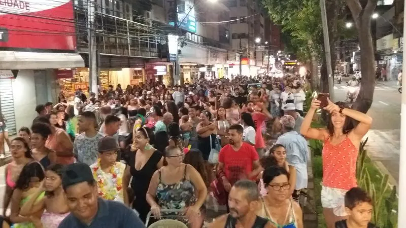 Bloco da Lama e a Charanga do Fredão puxaram o carnaval de rua colatinense