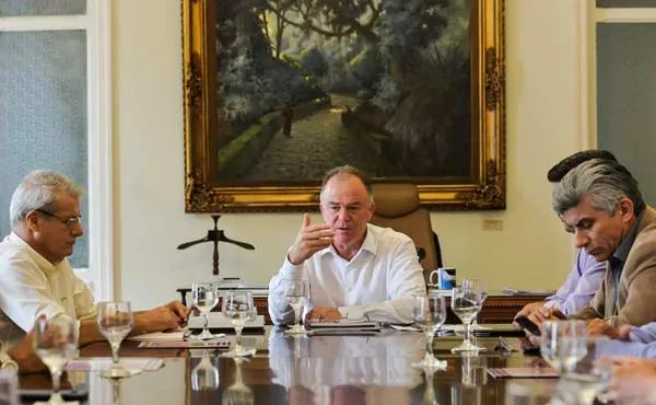 Governador participa de reunião com representantes da Agricultura Familiar