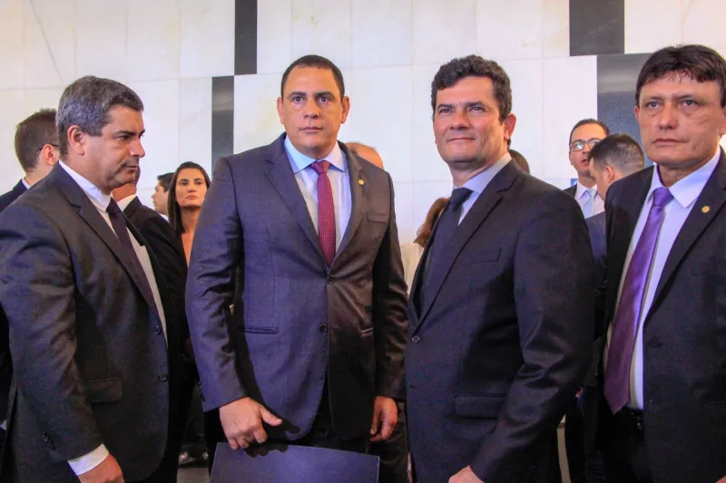Deputado Federal colatinense vai coordenar a Frente Popular Parlamentar da Segurança Pública