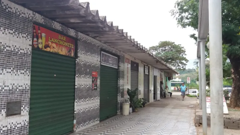 Prefeitura de Colatina quer desocupação de comércio ao lado da rodoviária. Prazo de 30 dias para sair
