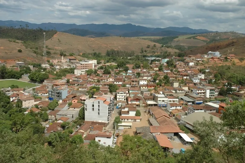 Cachê de R$ 900 mil para show de Ana Castela gera questionamentos em São Roque do Canaã