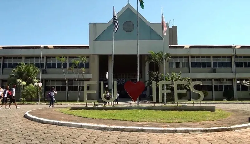 Ifes Colatina oferta vagas em cursos técnicos noturnos