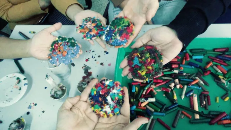 Prefeitura de Marilândia através da Secretaria Municipal de Saúde apresenta a Arteterapia para seus funcionários