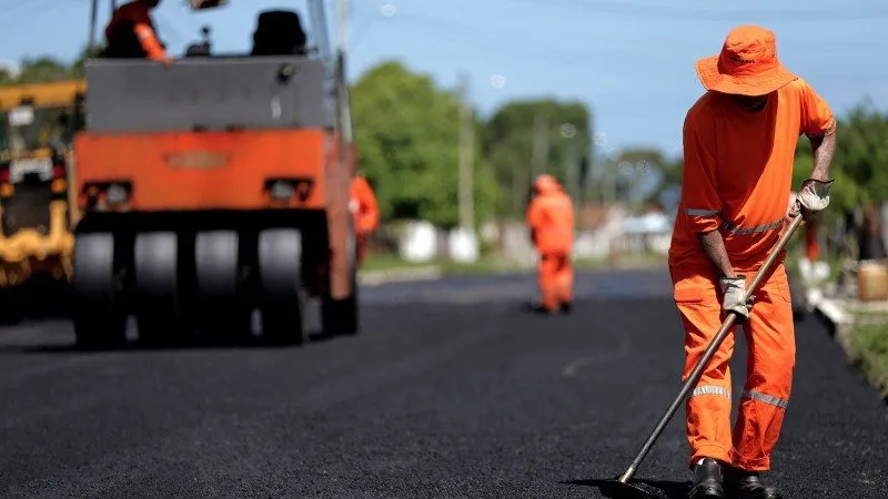 Começa nesta segunda-feira o recapeamento asfáltico das ruas do centro de Colatina. Saiba quais vias serão recapeadas