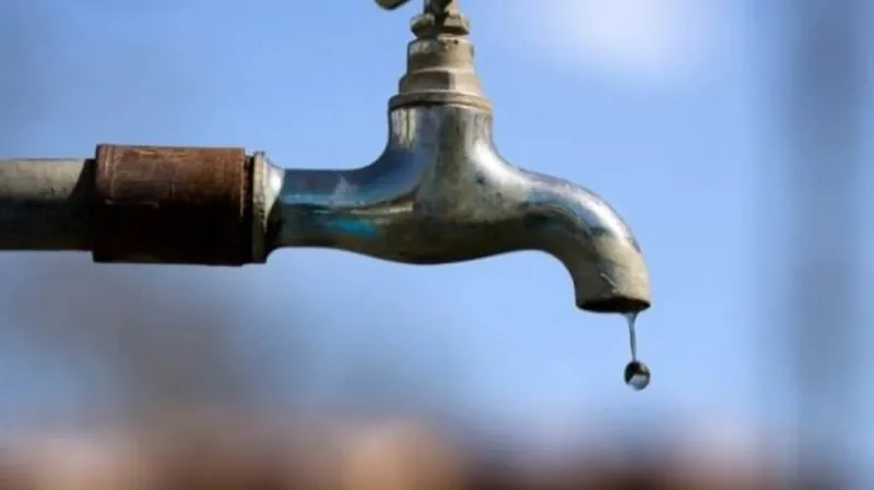 Há quatro dias não cai uma gota de água nas torneiras em bairro colatinense