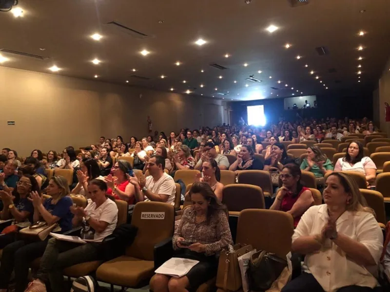 Seminário da Educação Especial é realizado pela SRE Colatina