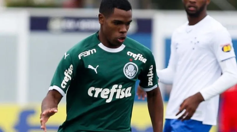 Jovem talento de Baixo Guandu entra em campo na final do Brasileiro Sub-20 entre Flamengo e Palmeiras