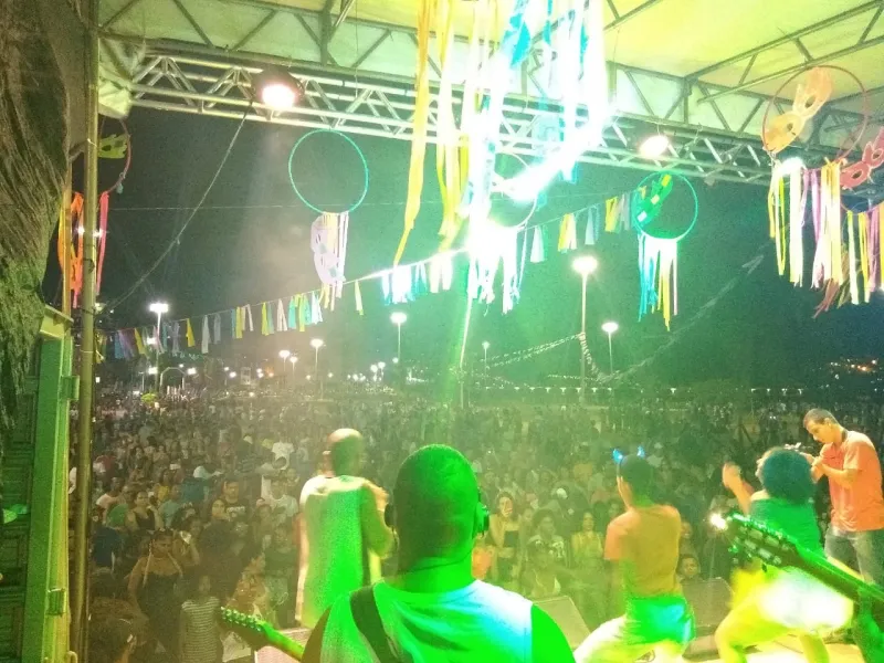 Neste domingo (23) tem mais uma noite de “Folia Colatinense” na Avenida Moacyr Dalla