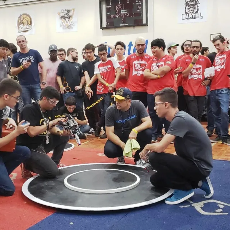 Ifes Campus Colatina vence competição nacional de robótica