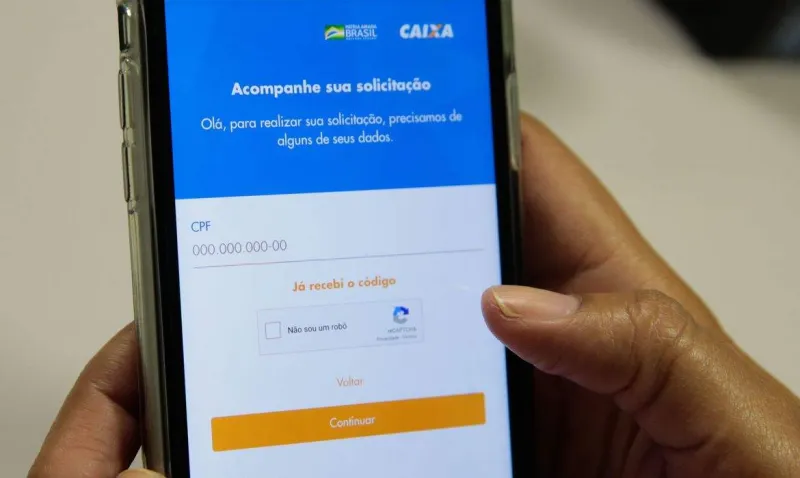 Nascidos em abril já podem sacar segunda parcela do auxílio de R$ 600 nas agências da Caixa em Colatina