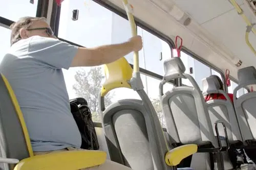 Coronavírus: 29% dos infectados ficam mais de meia hora nos ônibus