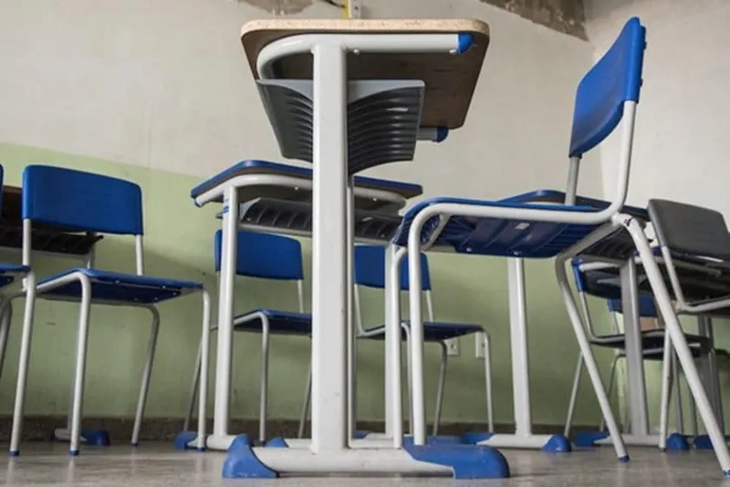 Briga entre estudantes volta a acontecer dentro de escola em Colatina