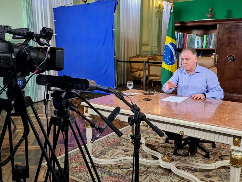 Governador Casagrande anuncia prorrogação da suspensão das aulas presenciais