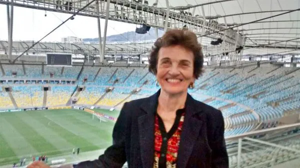 Moradora de Colatina ganha homenagem do maior ídolo do Flamengo pelo seu aniversário