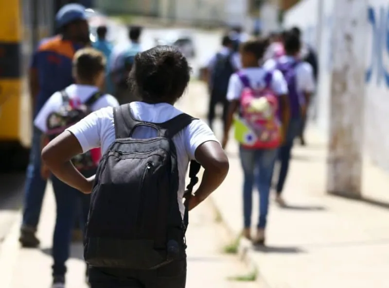 Atenção pais e alunos de Colatina e região: Saiba por que os alunos do Estado não serão reprovados em 2020