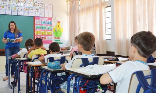 Atenção Pais e responsáveis: Prefeitura de Colatina abre período de rematrícula de alunos para 2021