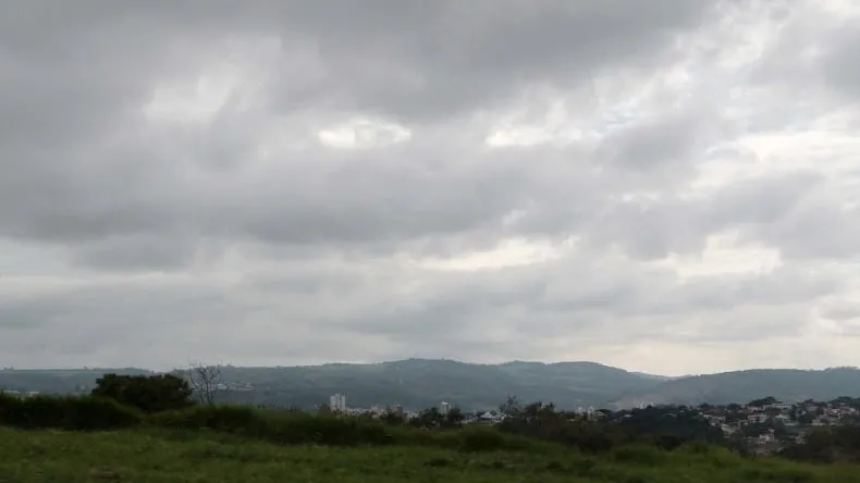 Saiba até quando o tempo fica nublado em Colatina, Linhares e região