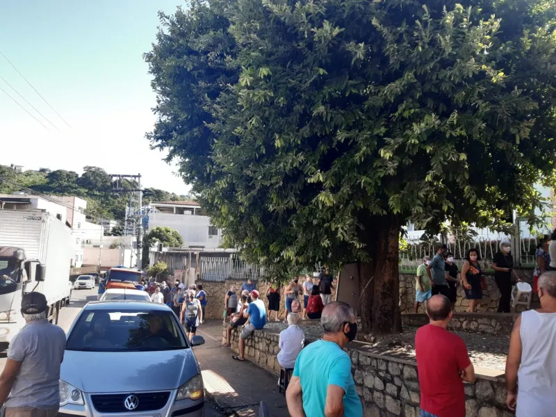 Após críticas Secretaria da Saúde de Colatina retoma vacinação com mais pontos