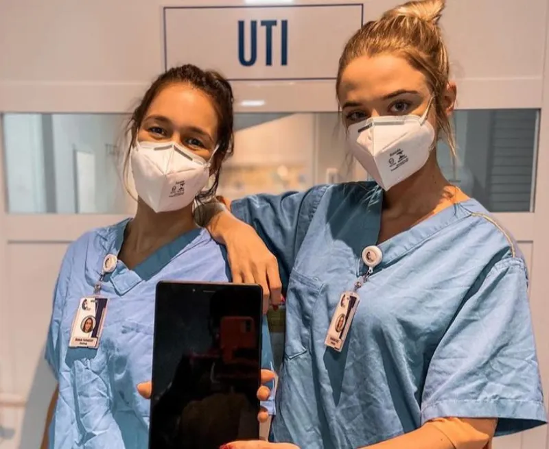 Pacientes da UTI Covid da Santa Casa de Colatina recebem vídeo chamadas