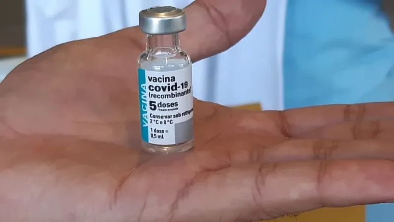 Com 2.400 doses da Astrazeneca, Colatina vacina pessoas como 60 anos ou mais nesta quinta(20)
