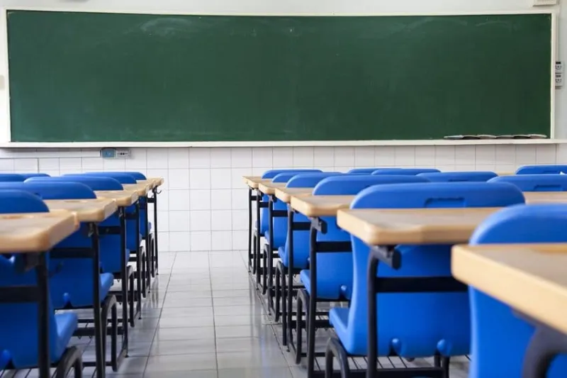 Aulas presenciais: entenda como será o retorno às escolas a partir de segunda-feira (26)