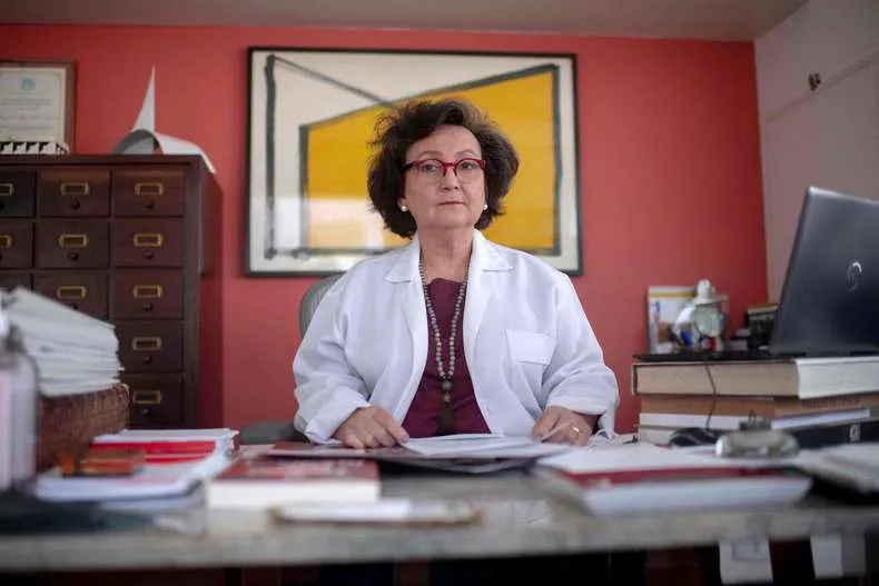 Médica colatinense referência em Covid é escolhida a personalidade do ano e ganha prêmio nacional