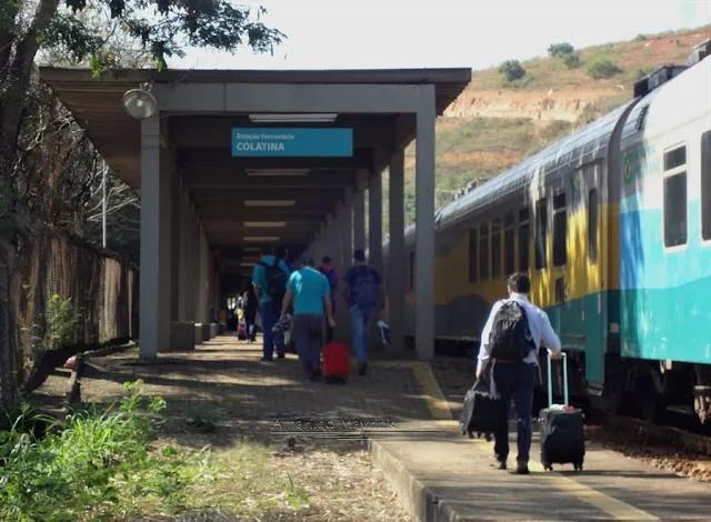 Incêndio de grande proporção ocorre próximo a estação ferroviária de Colatina