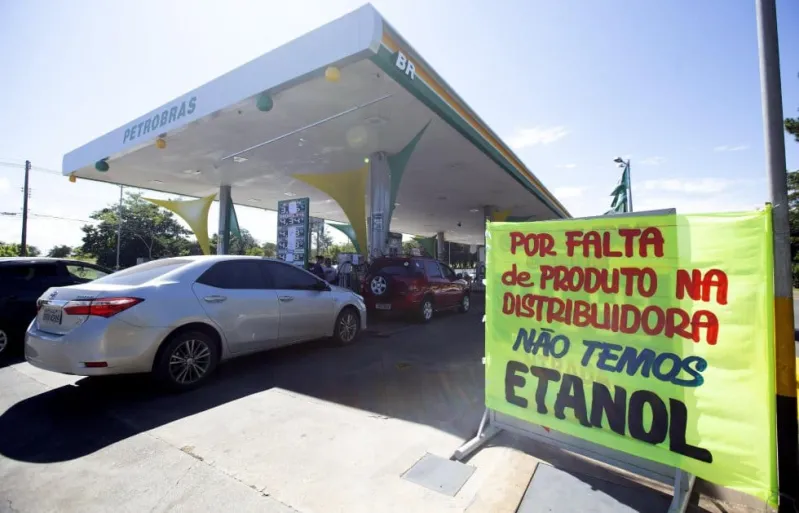 Relembre: há três anos, greve dos caminhoneiros desabasteceu supermercados e postos de combustíveis de Colatina