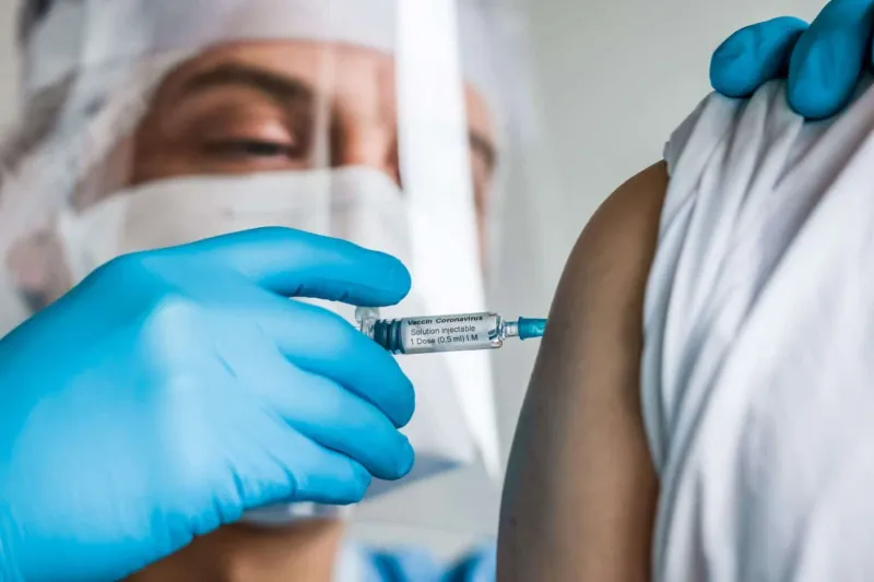 Colatina aguarda envio de doses para iniciar vacinação de adolescentes entre 12 e 17 anos