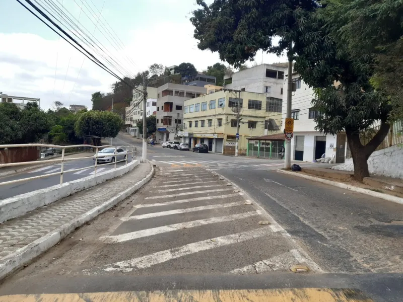 Motorista atropela duas mulheres e foge sem prestar socorro em Colatina