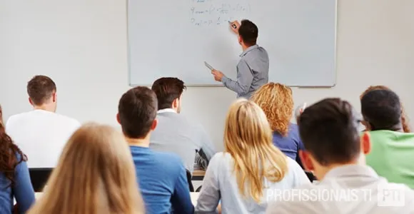 Governo do Estado abre inscrições para Formação do Currículo do Espírito Santo na Etapa Ensino Médio