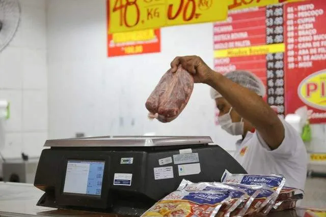 Com suspensão das exportações para a China, carne de segunda está mais barata nos açougues de Colatina