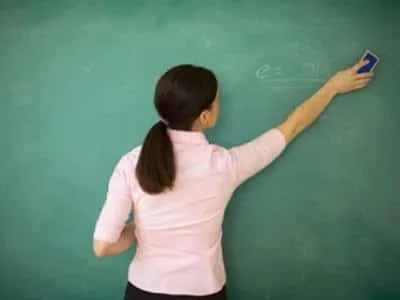 Educação: Governo do Estado abre processo seletivo com salário de até R$ 4,9 mil
