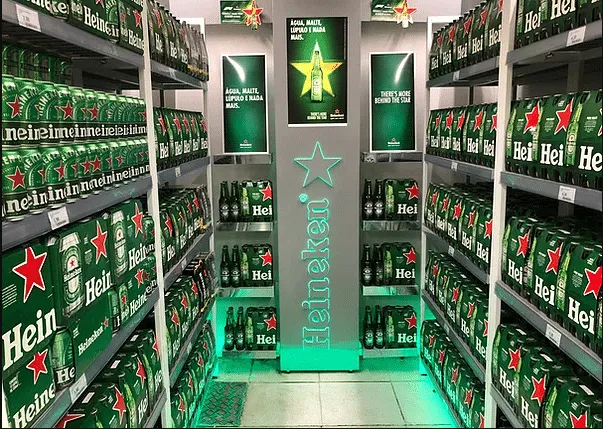 Superatacado em Colatina instala a “Beer Box” da Heineken