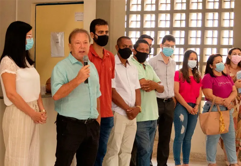 Balestrassi anuncia Programa Dinheiro Direto na Escola e repassa R$ 400 mil para as unidades de ensino