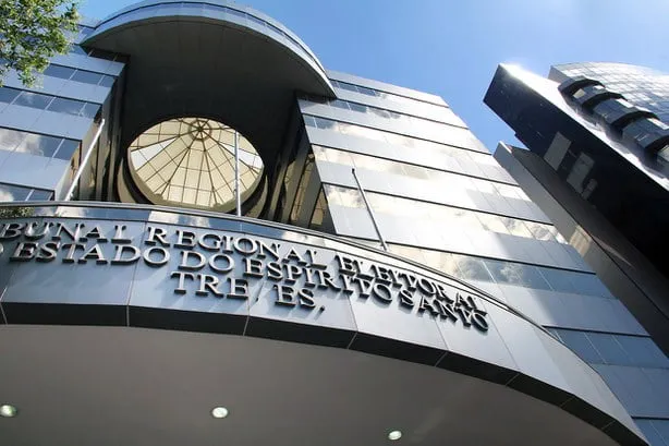 TRE-ES abre processo seletivo para contratar estagiários com vagas para Colatina