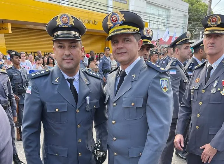 Capitão Balbino é condecorado com medalha Vasco Fernandes Coutinho