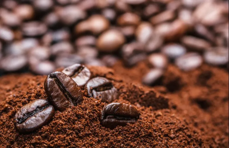 Pacote de café em pó volta a encarecer e já custa R$ 20 em Colatina