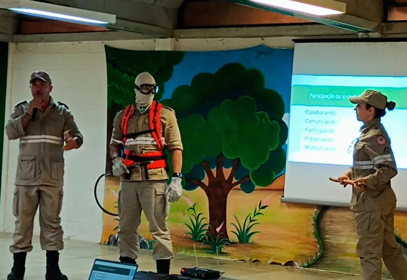 Escolas da rede municipal de Colatina recebem palestras sobre prevenção às queimadas