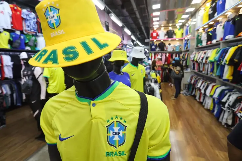 Após eleições, venda de camisas da seleção cai e desaponta lojistas em Colatina