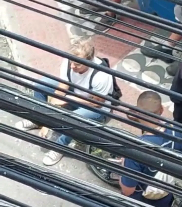 Vídeos: deputado estadual Sergio Meneguelli é atropelado enquanto andava de bicicleta no centro de Colatina