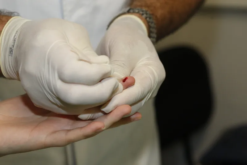 Governo do Estado: Campanha ‘Dezembro Vermelho’ alerta para prevenção das ISTs