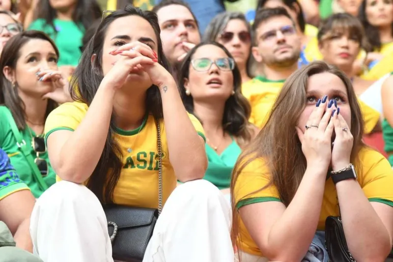 Eliminação do Brasil na Copa: Torcedores de Colatina vão da euforia à tristeza