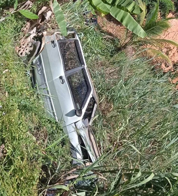 Mãe morre e pai e filhos ficam feridos em acidente entre Colatina e Pancas no último dia do ano