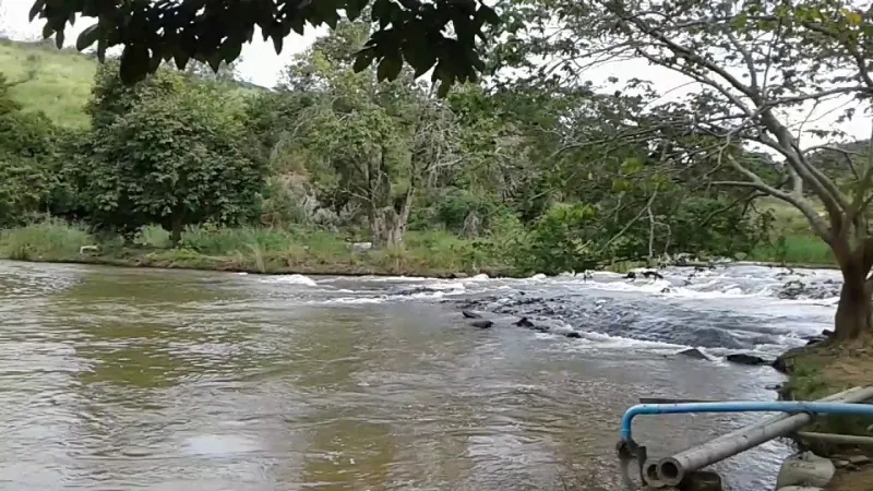 Corpo de homem é encontrado no rio Pancas, próximo a Cachoeira do Oito, em Colatina