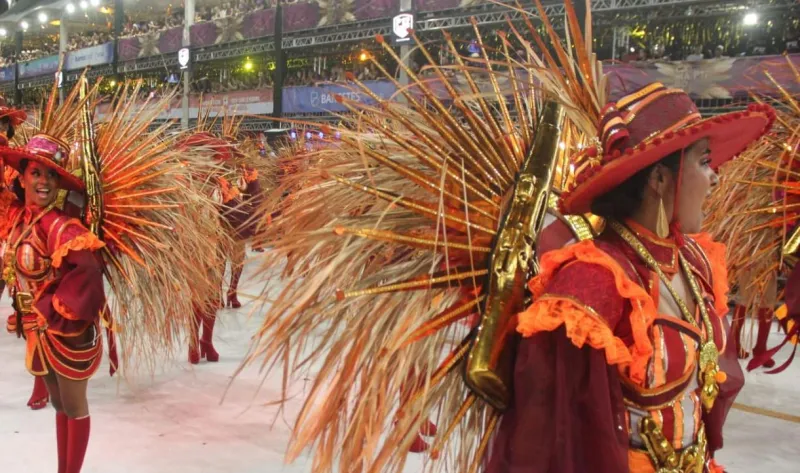 Vídeo: MUG faz desfile tecnicamente perfeito com história de Colatina