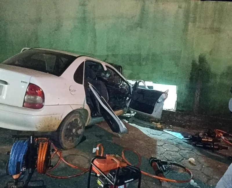 Tragédia em bairro Colatinense: acidente de carro mata três pessoas