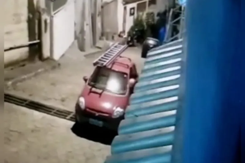 Denúncia: homem corta cabo de fibra óptica em Colatina